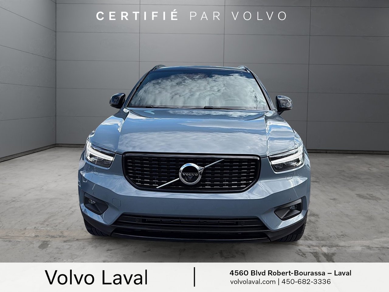 Thunder Gray Metallic 2022 Volvo XC40 SUV / Crossover All-Wheel Drive 8-Speed Automatic