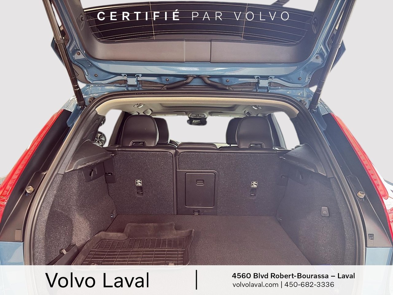 2023 Volvo XC40 Ultimate Bright Theme-5