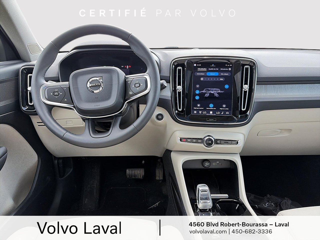 Volvo XC40 Plus 2024-8