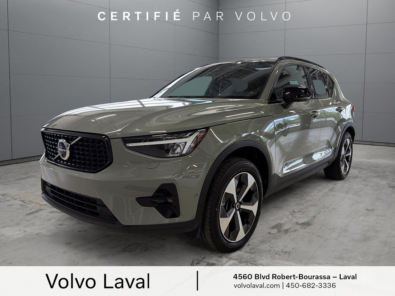 Volvo XC40 Plus Dark Theme 2024-0