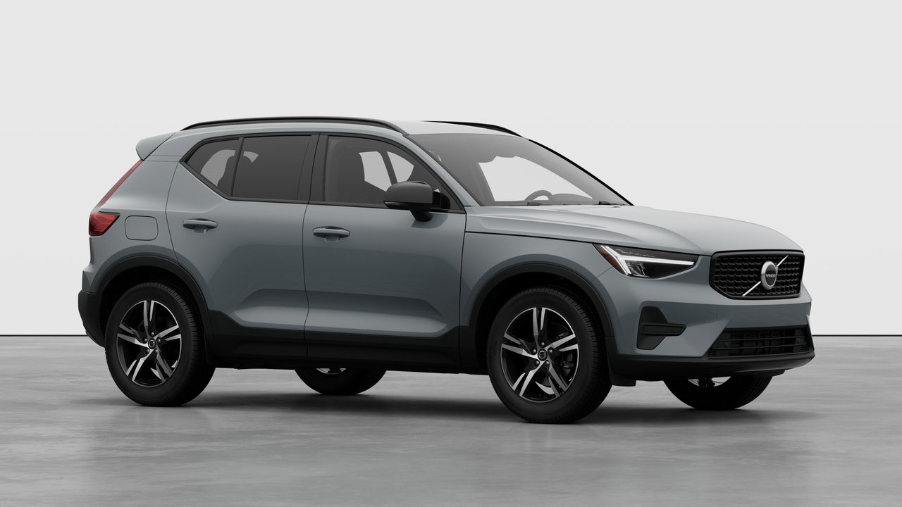 Volvo XC40 Core Dark Theme 2026-2