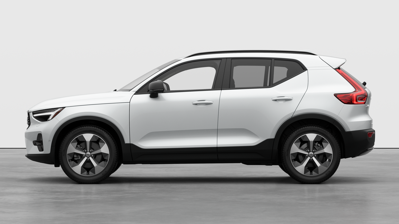 Volvo XC40 Plus Dark Theme 2026-7