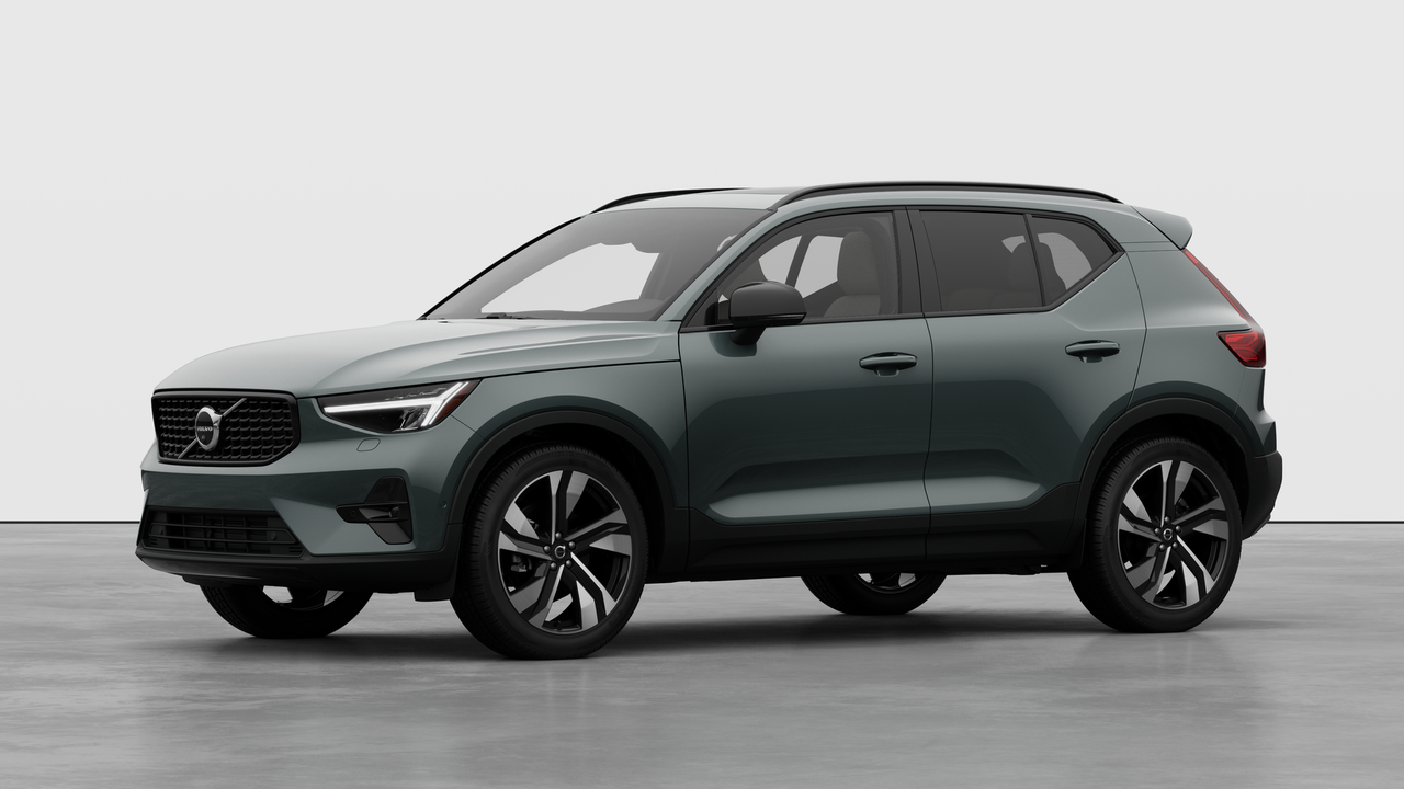 Volvo XC40 Plus (Dark Theme) 2026-0