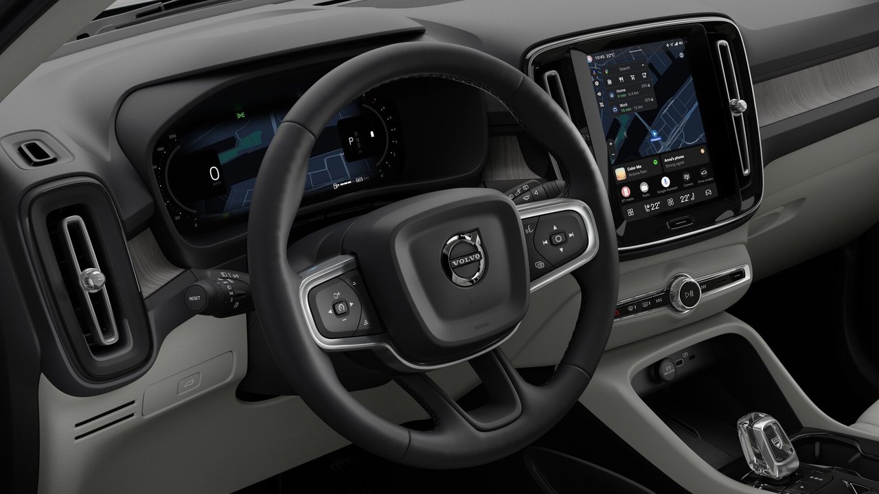 2026 Volvo XC40 Plus Dark Theme-13