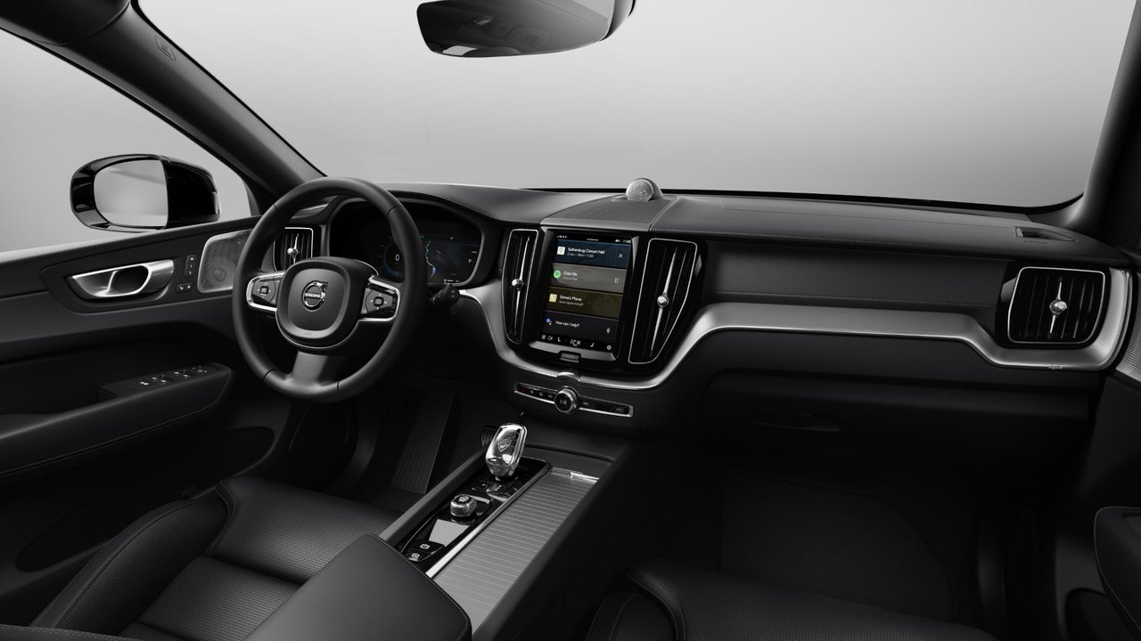 Volvo XC60 Plug-In Hybrid Ultra Black Edition 2025-7