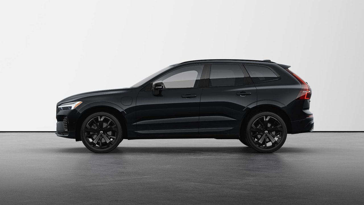 Volvo XC60 Plug-In Hybrid Ultra Black Edition 2025-5