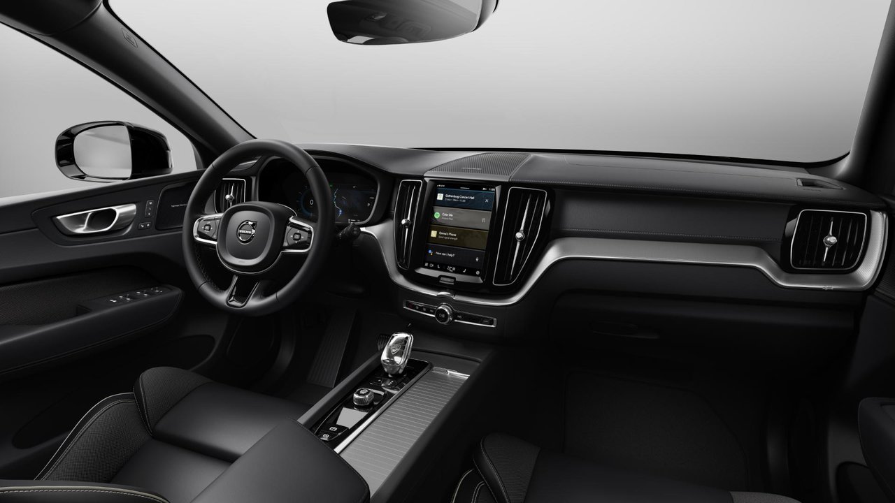 Volvo XC60 Plug-In Hybrid Ultra Black Edition 2025-7