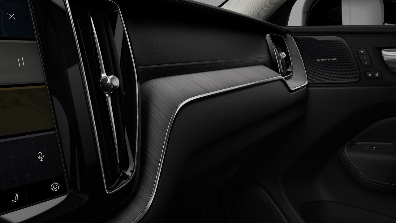 2025 Volvo XC60 Plug-in hybrid Ultra-6