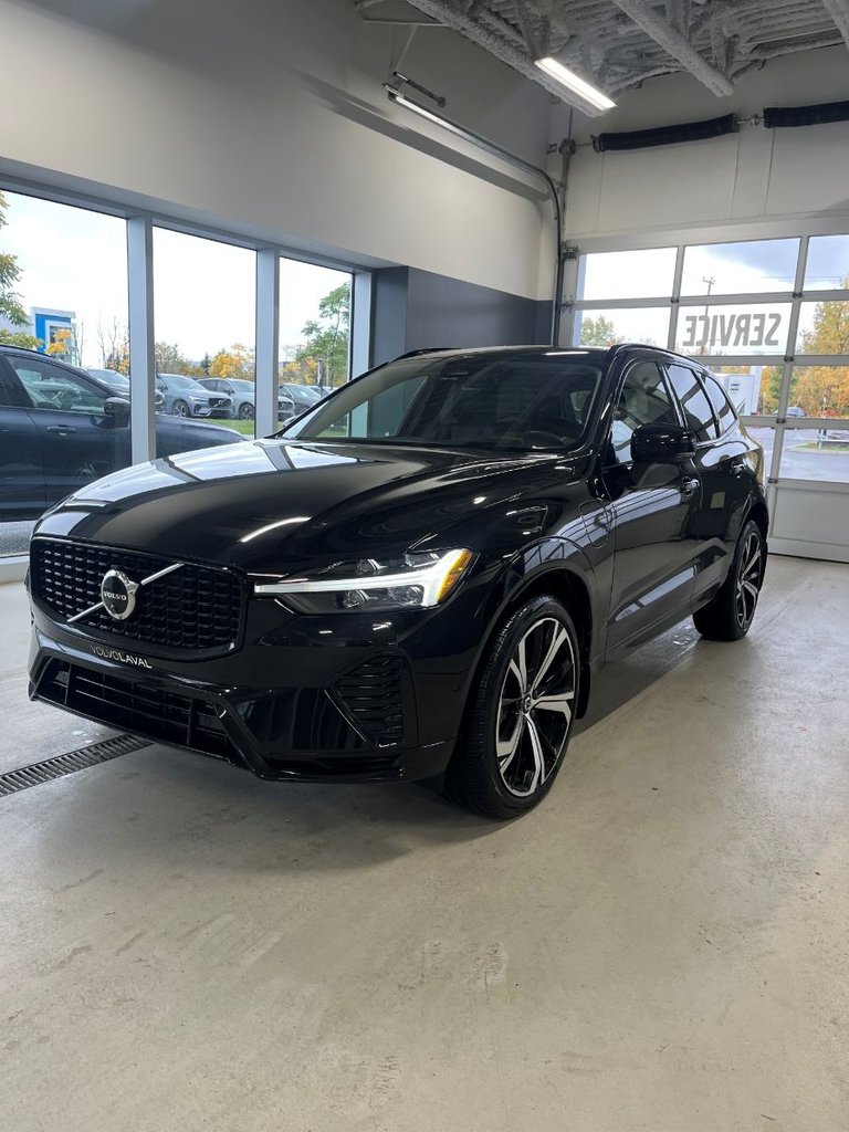 Volvo XC60 Plug-In Hybrid Ultra Dark Theme 2025-5