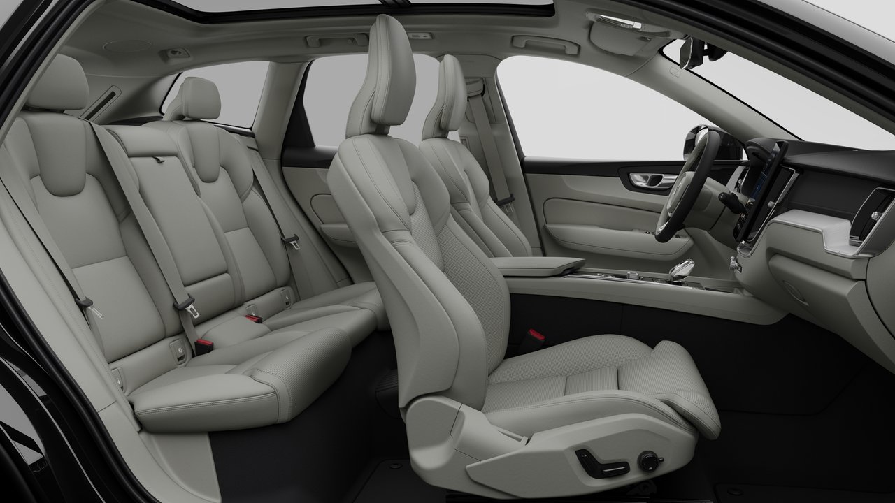 Volvo XC60 Plug-In Hybrid Ultra Dark Theme 2026-12