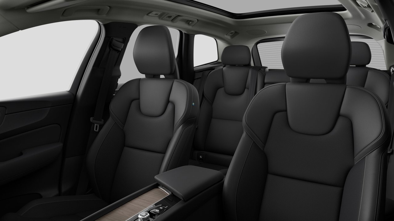 Volvo XC60 Plug-In Hybrid Ultra Dark Theme 2027-11