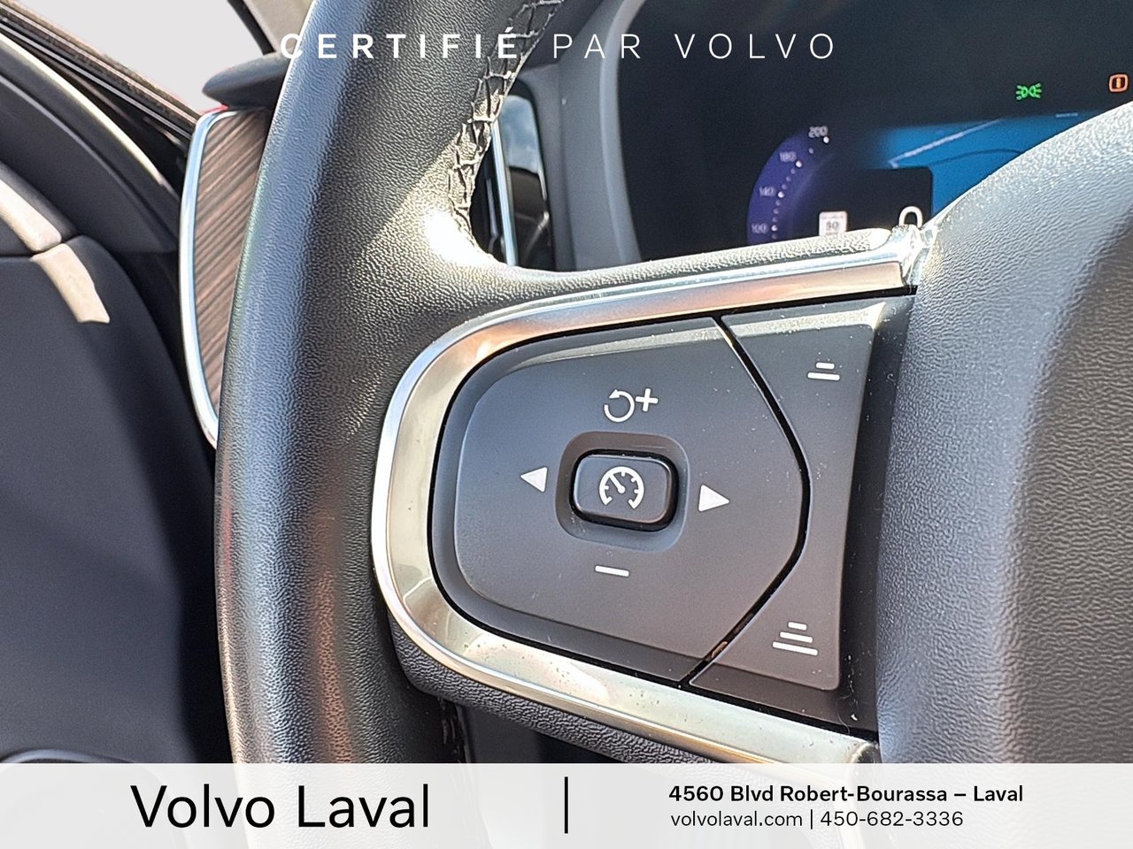 2022 Volvo XC60 Recharge Inscription Expression-23