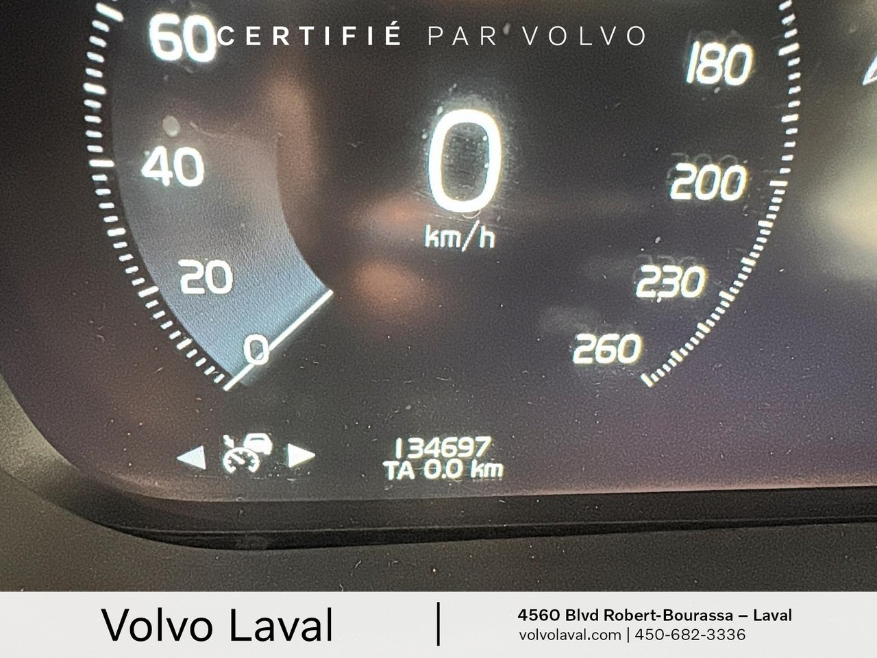 Volvo XC60 Momentum 2021-11