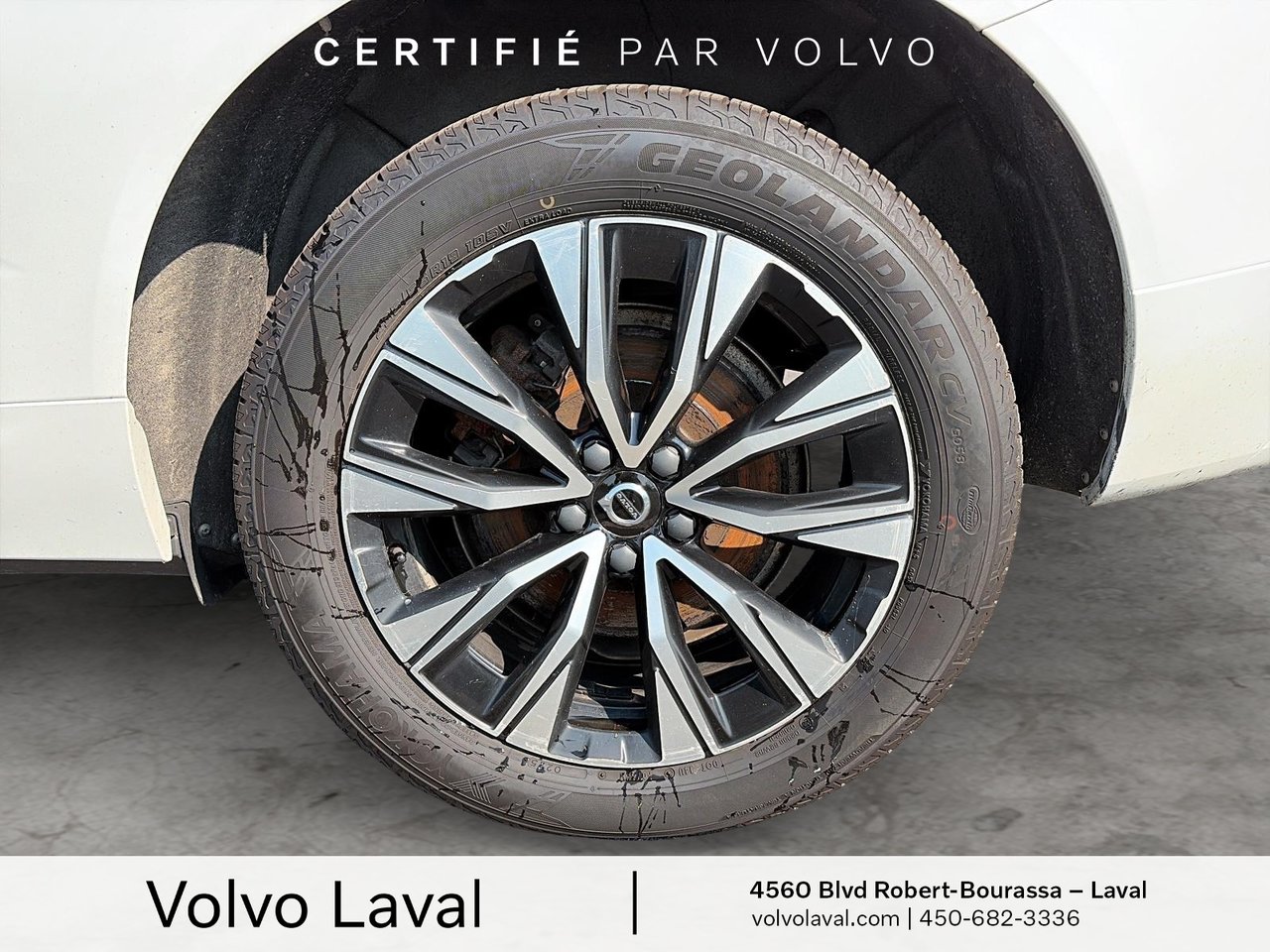 2023 Volvo XC60 Plus Dark Theme-6