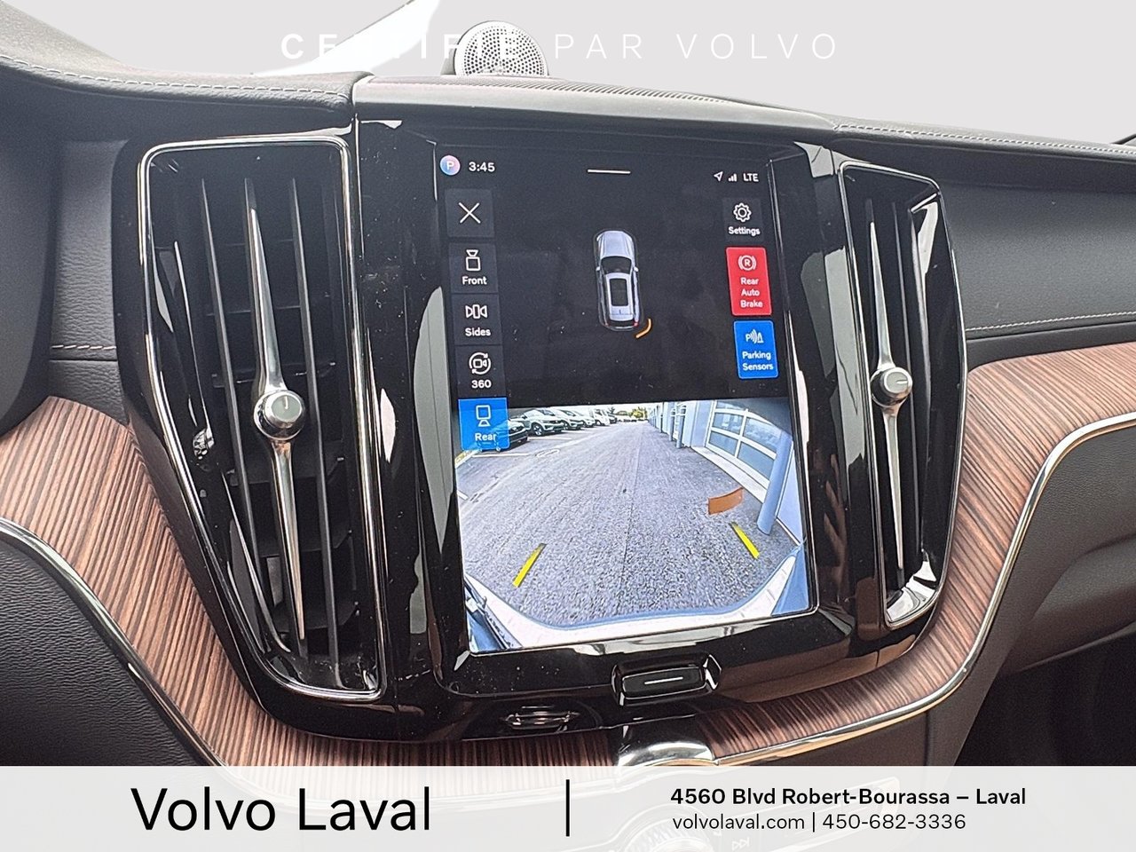 Volvo XC60 Ultimate Dark Theme 2023-16