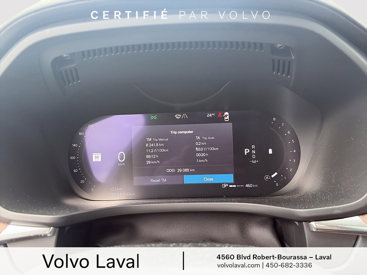Volvo XC60 Ultimate Dark Theme 2023-11