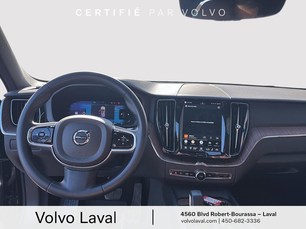 Volvo XC60 Plus Bright Theme 2023-8
