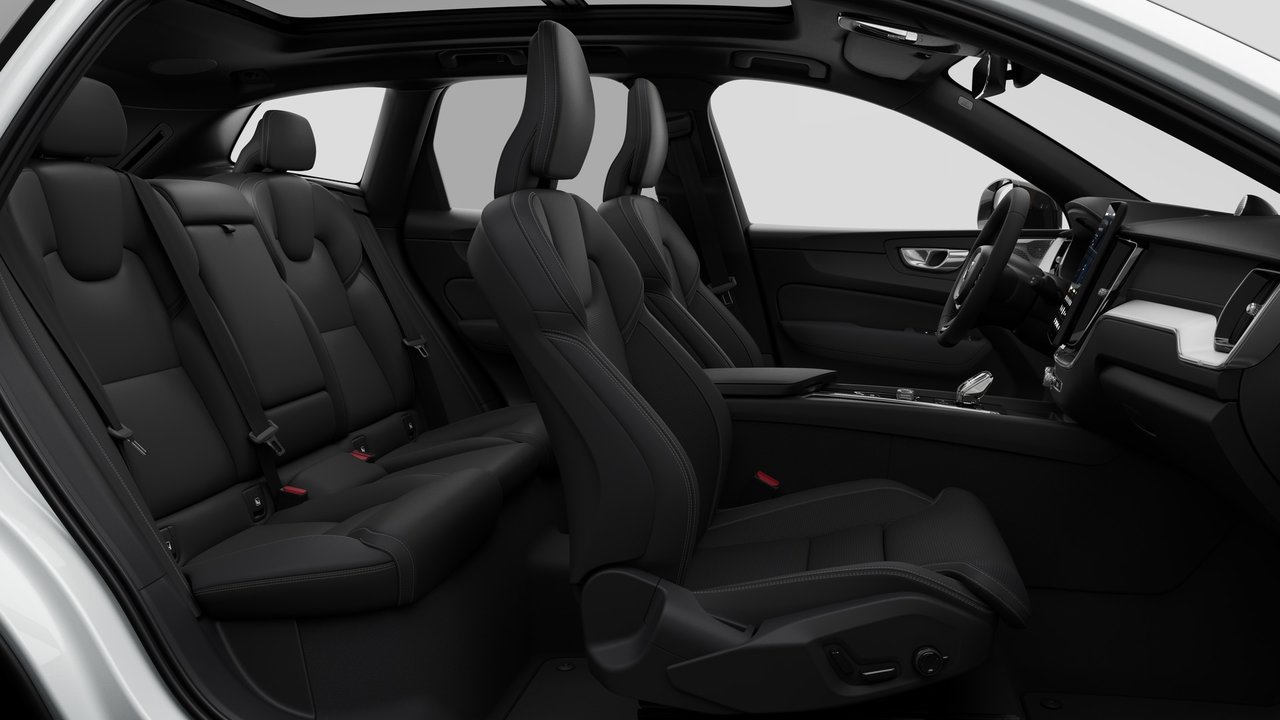 2027 Volvo XC60 Ultra Black Edition-12