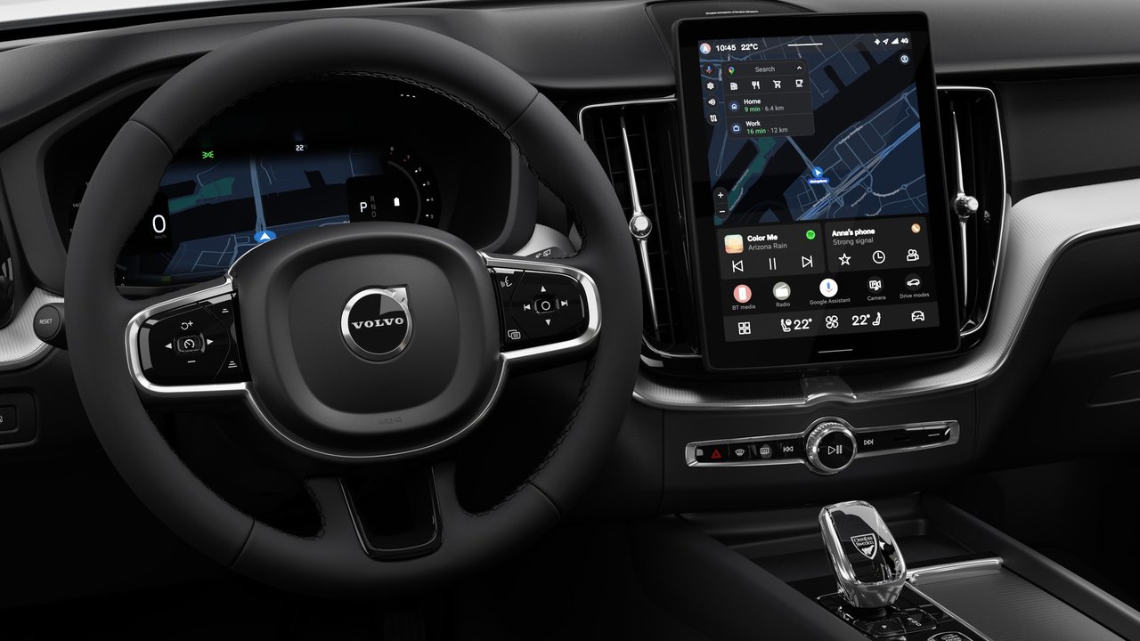 2027 Volvo XC60 Plus Black Edition-13