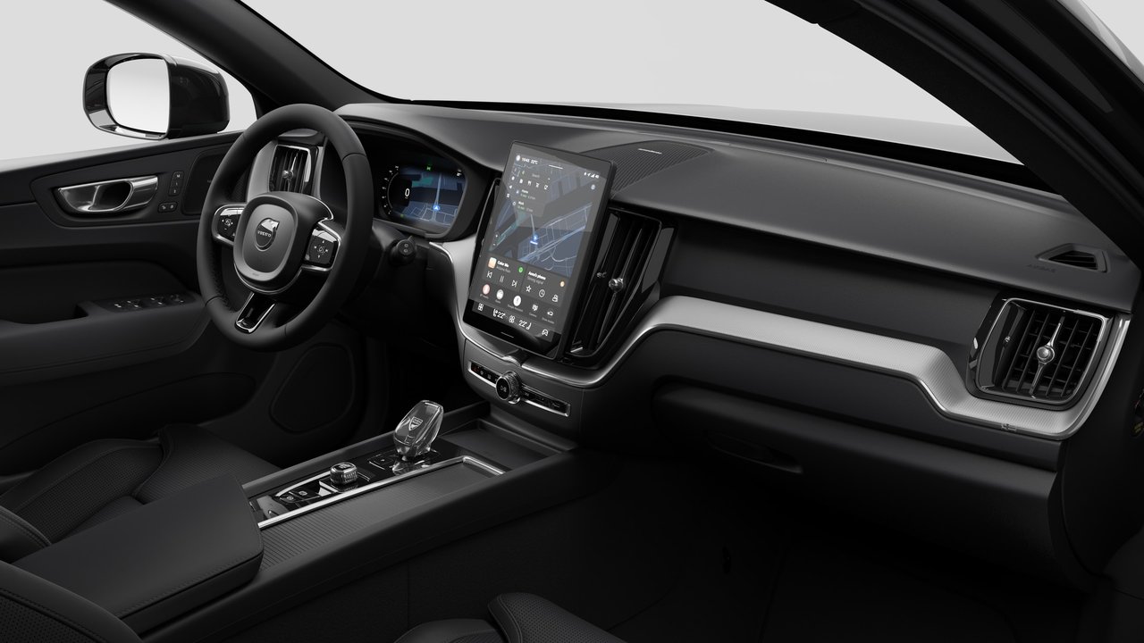 2027 Volvo XC60 Plus Black Edition-9