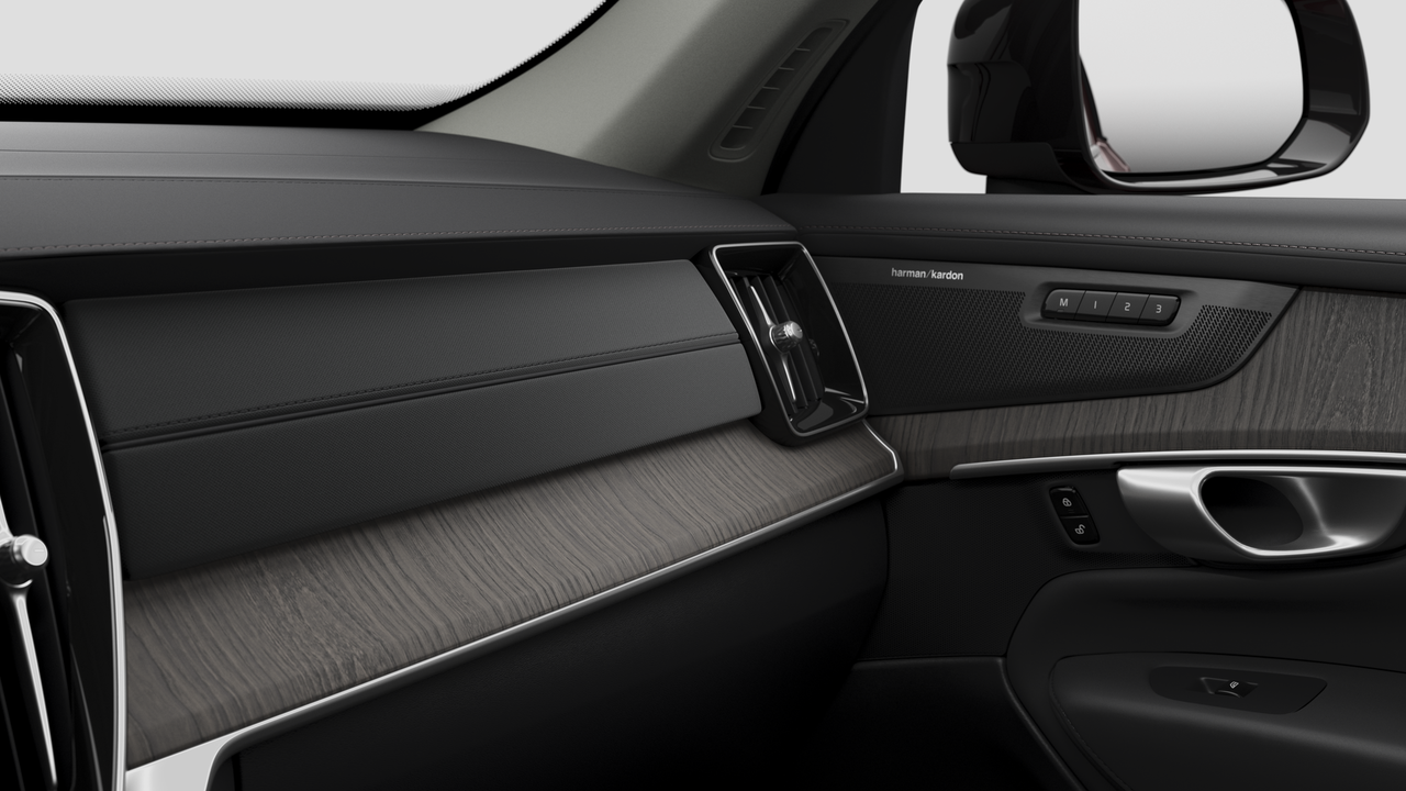 2026 Volvo XC90 Plug-In Hybrid Ultra Dark Theme-8