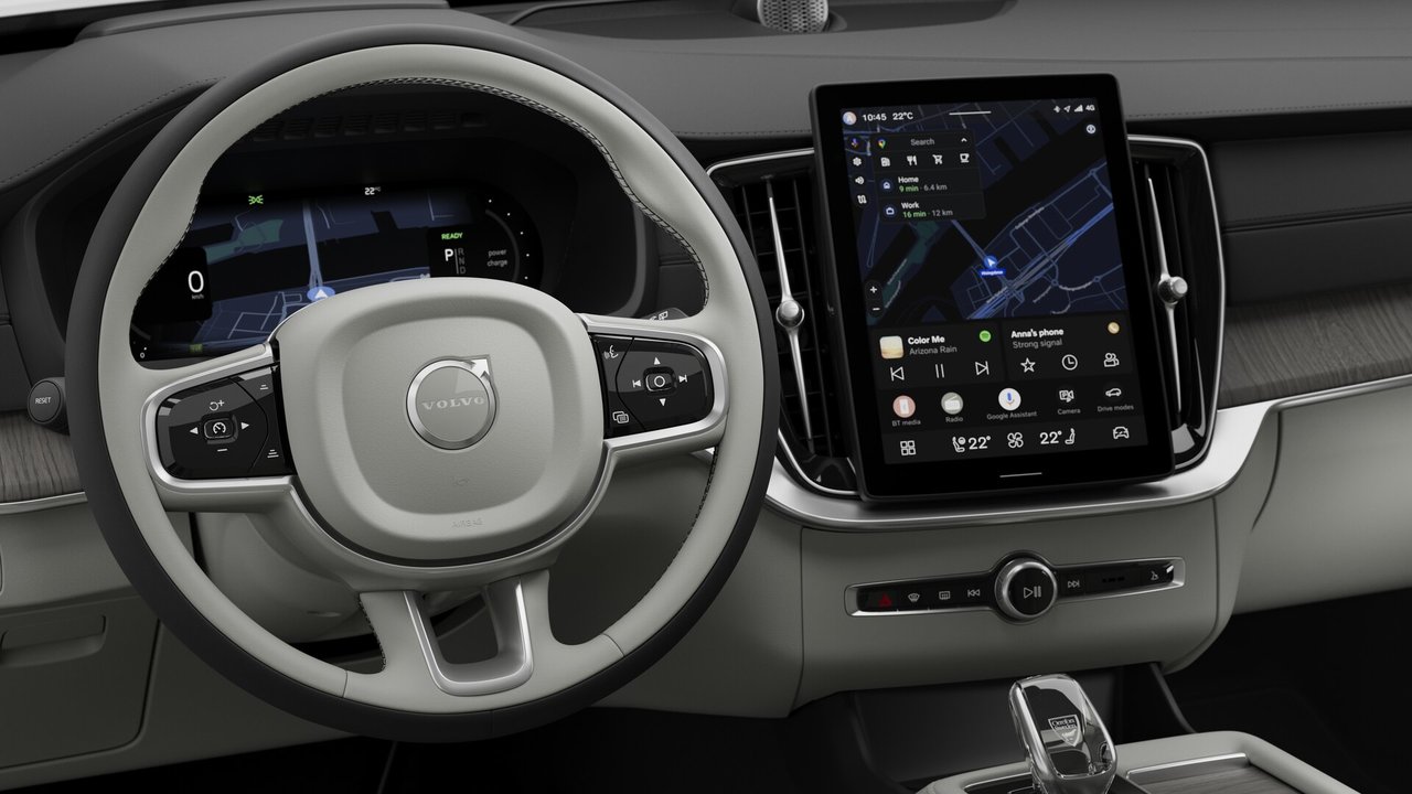 2026 Volvo XC90 Plug-in hybrid Ultra 7-Seater (Dark Theme)-13