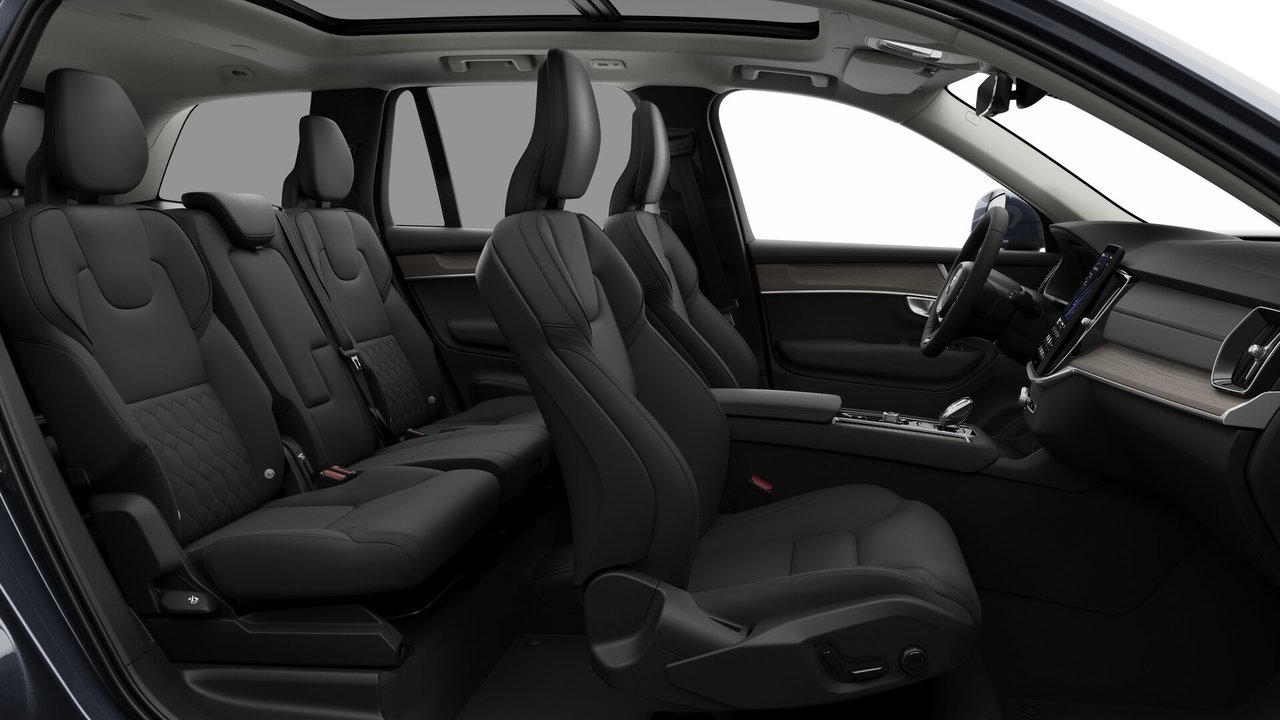 2026 Volvo XC90 Plug-In Hybrid Plus Bright Theme-12