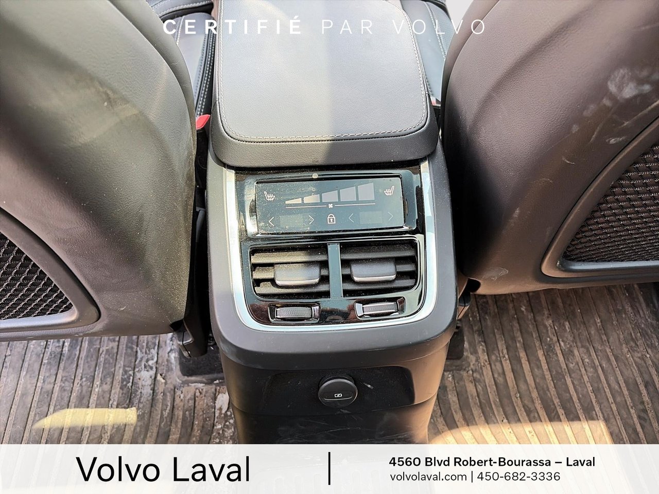 Volvo XC90 Recharge Ultimate Bright Theme 2024-17