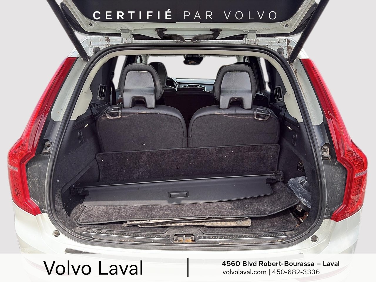 Volvo XC90 Momentum 2022-8
