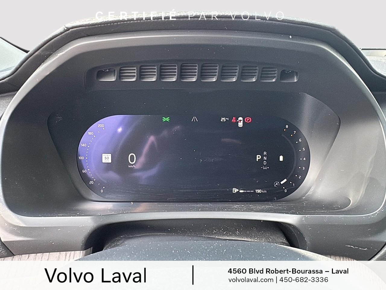 Volvo XC90 Ultimate Dark Theme 2023-13