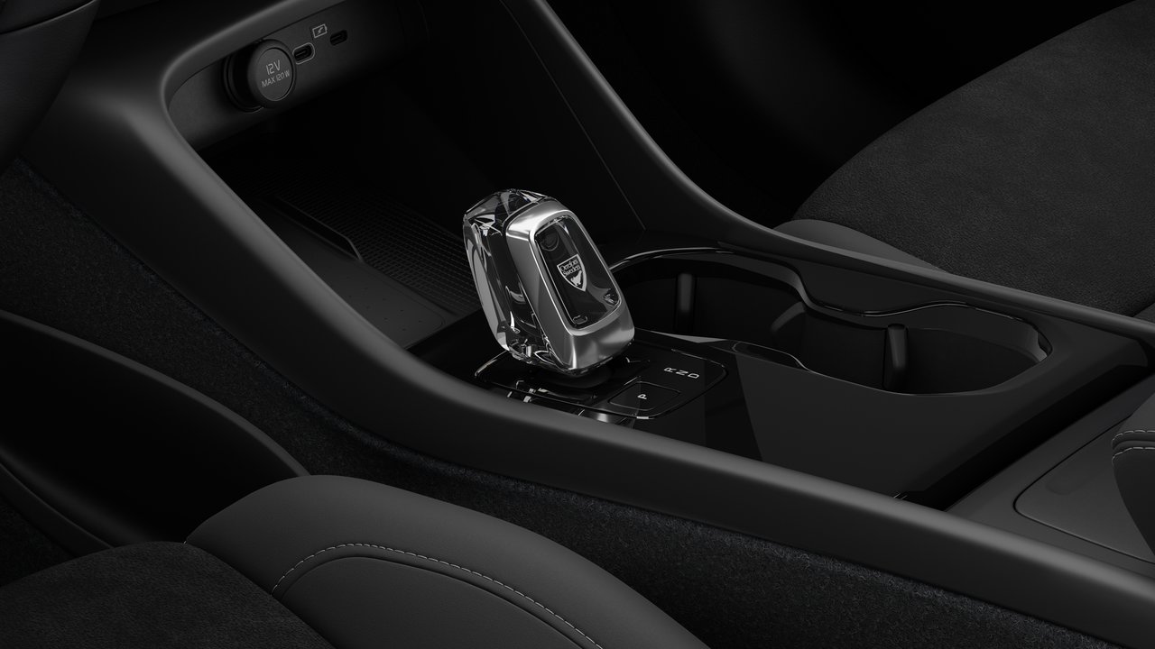 2026 Volvo EC40 Ultra Black Edition-10