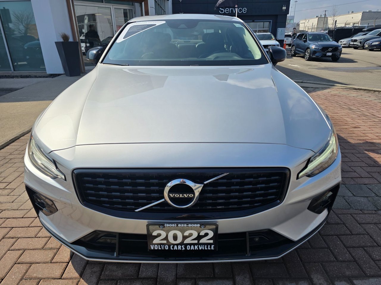 2022 Volvo S60 MOMENTUM-3