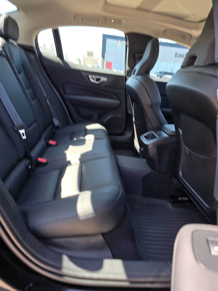 2024 Volvo S60 PLUS DARK THEME-18