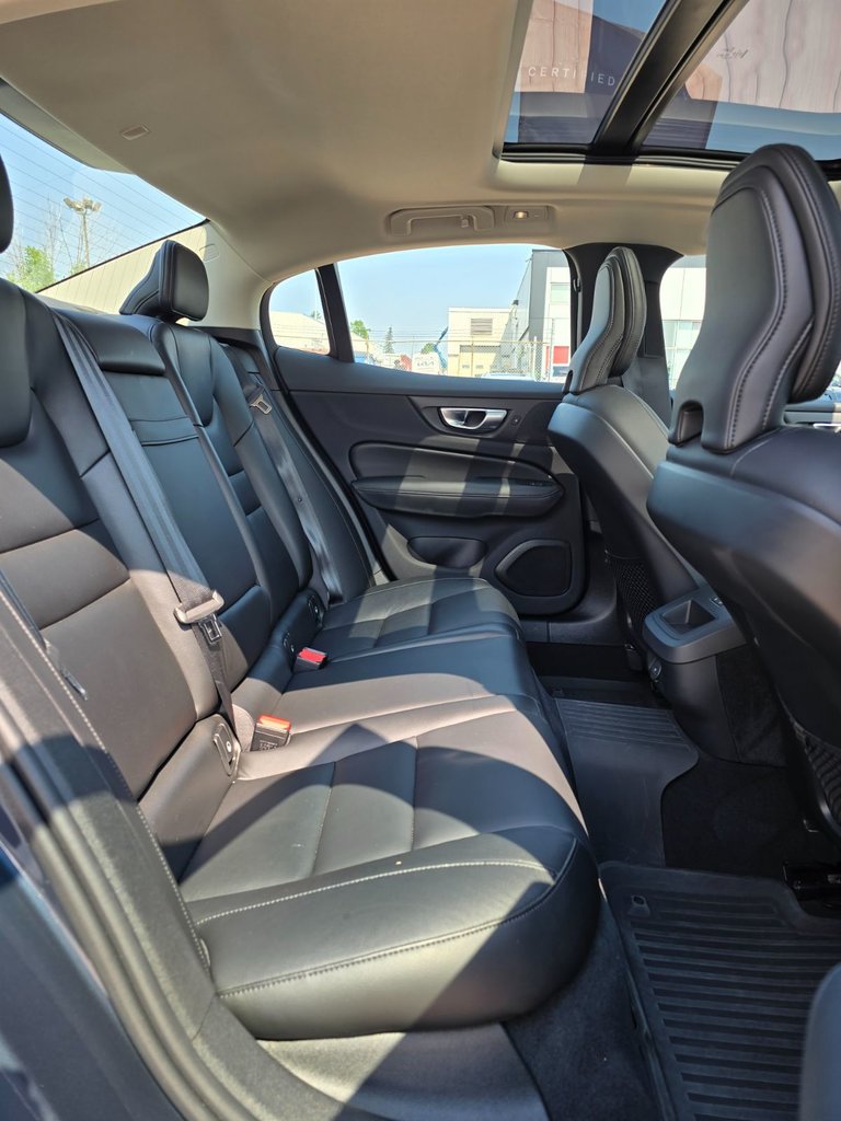 2024 Volvo S60 CORE DARK THEME-18