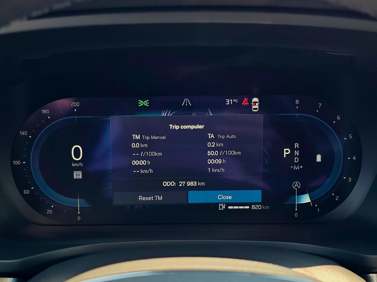 2024 Volvo S60 CORE DARK THEME-1