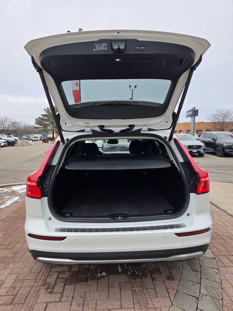 2023 Volvo V60 CROSS COUNTRY ULTIMATE-15