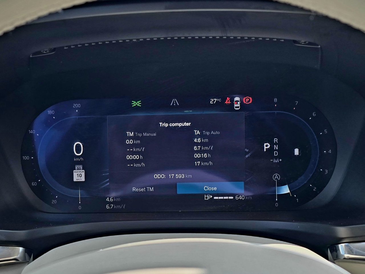 2025 Volvo V60 CROSS COUNTRY PLUS-1