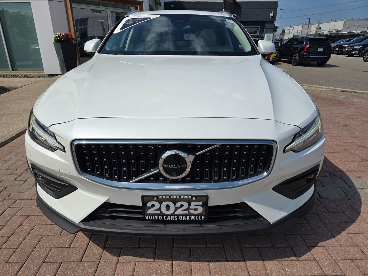 2025 Volvo V60 CROSS COUNTRY PLUS-3