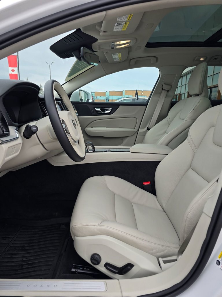2025 Volvo V60 CROSS COUNTRY PLUS-23