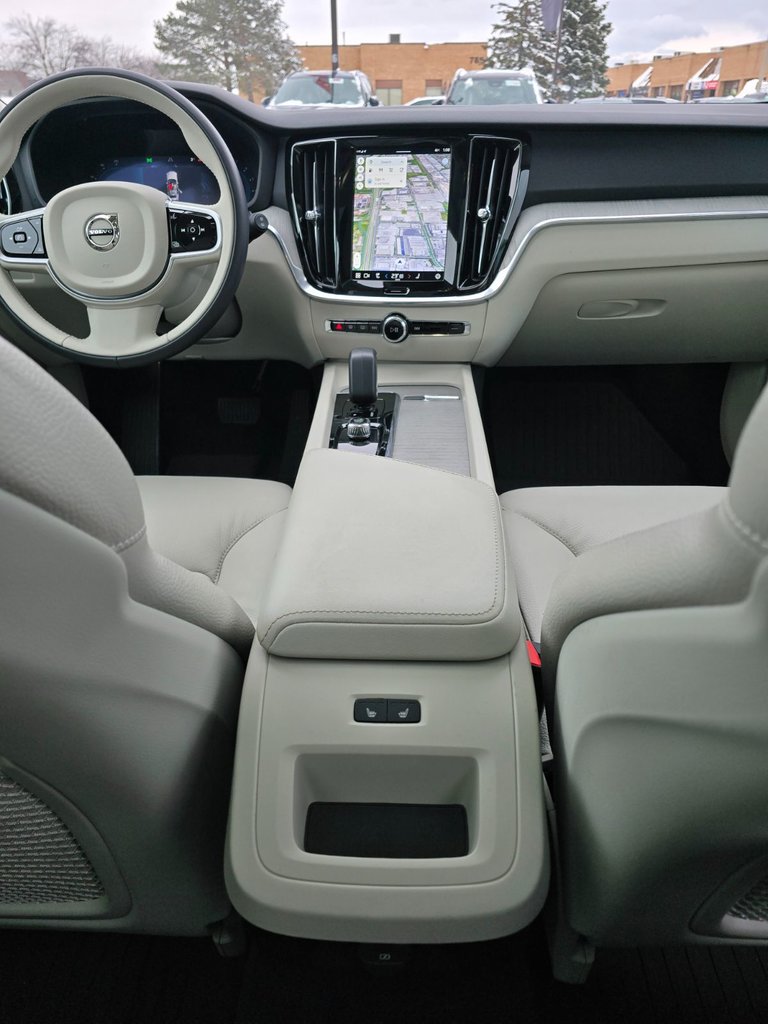 2025 Volvo V60 CROSS COUNTRY PLUS-20