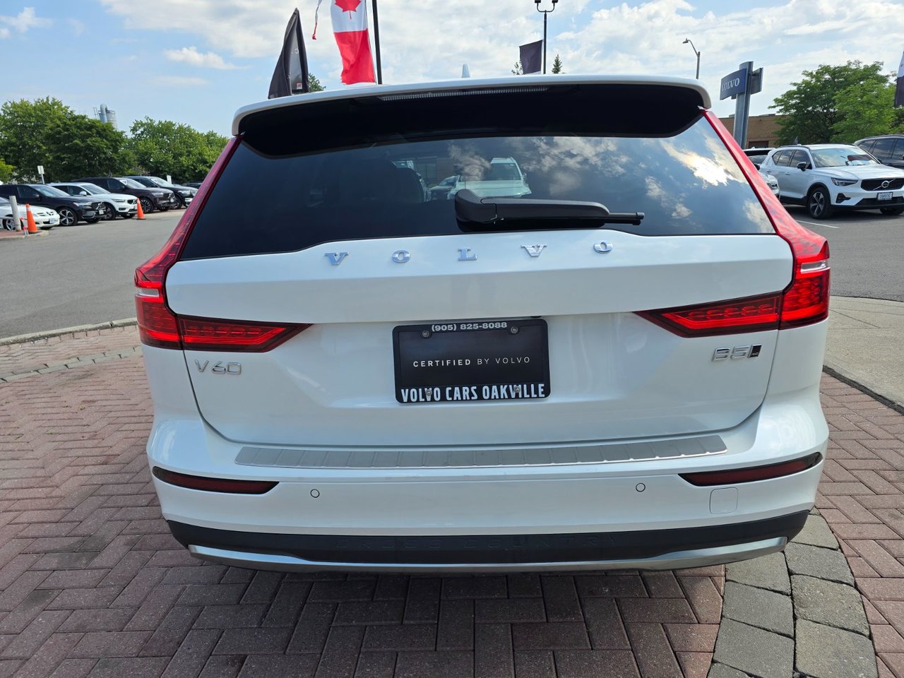 2025 Volvo V60 CROSS COUNTRY PLUS-13