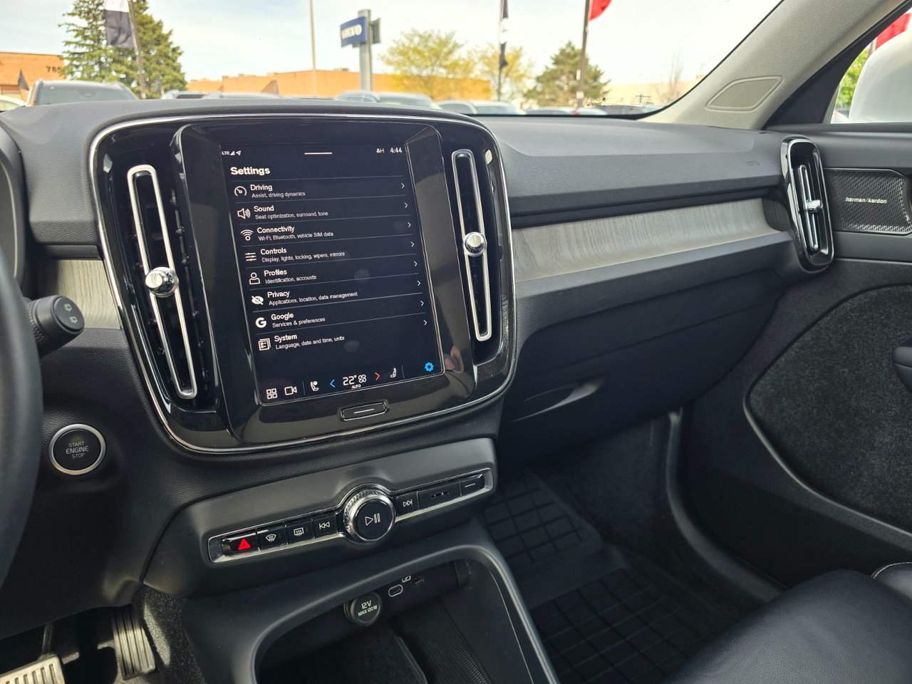 2023 Volvo XC40 PLUS BRIGHT THEME-28