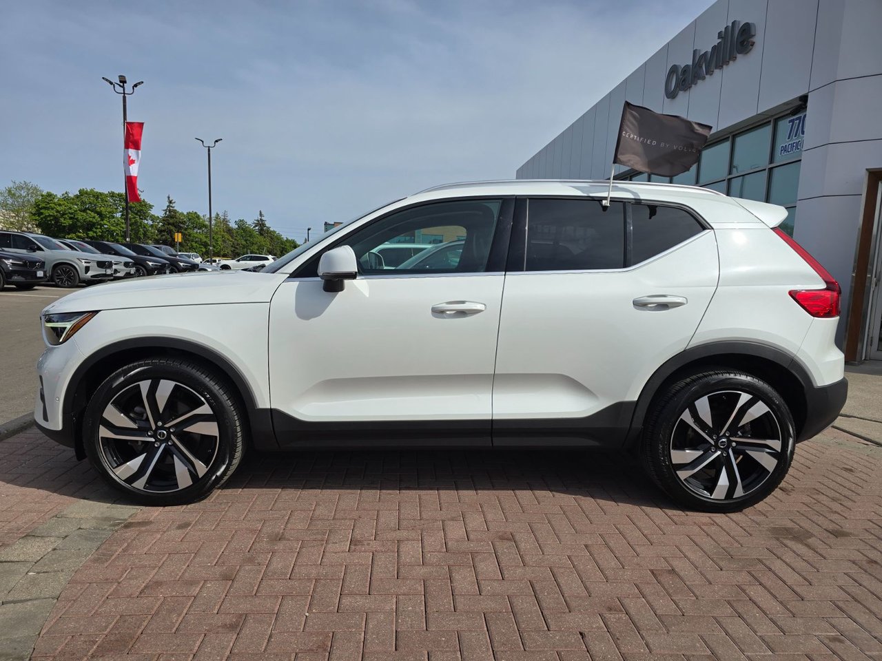 2023 Volvo XC40 PLUS BRIGHT THEME-9
