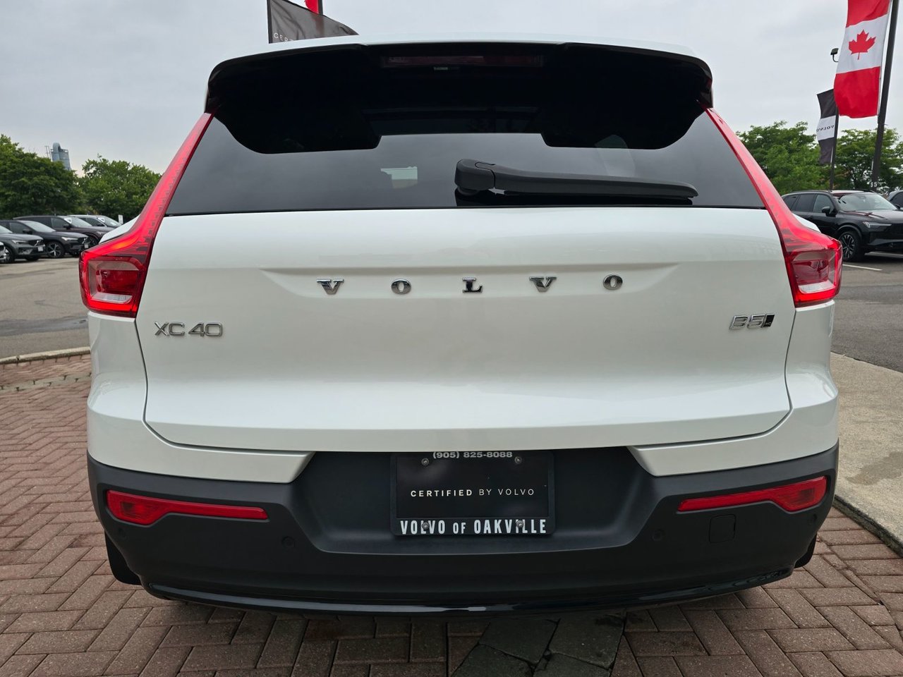 2024 Volvo XC40 PLUS DARK THEME-13