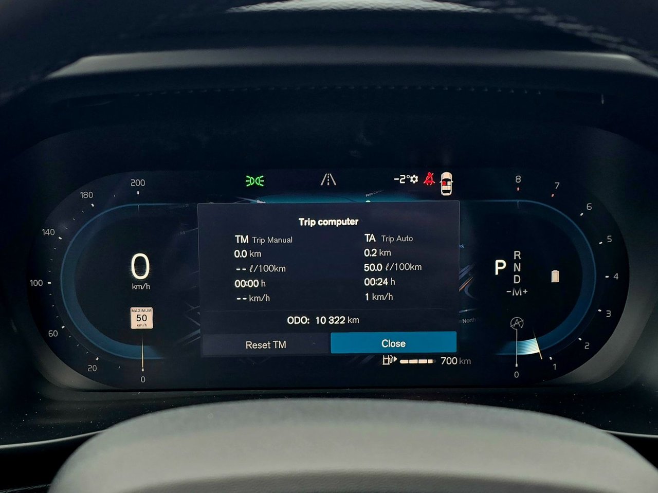 2025 Volvo XC40 PLUS BRIGHT THEME-1