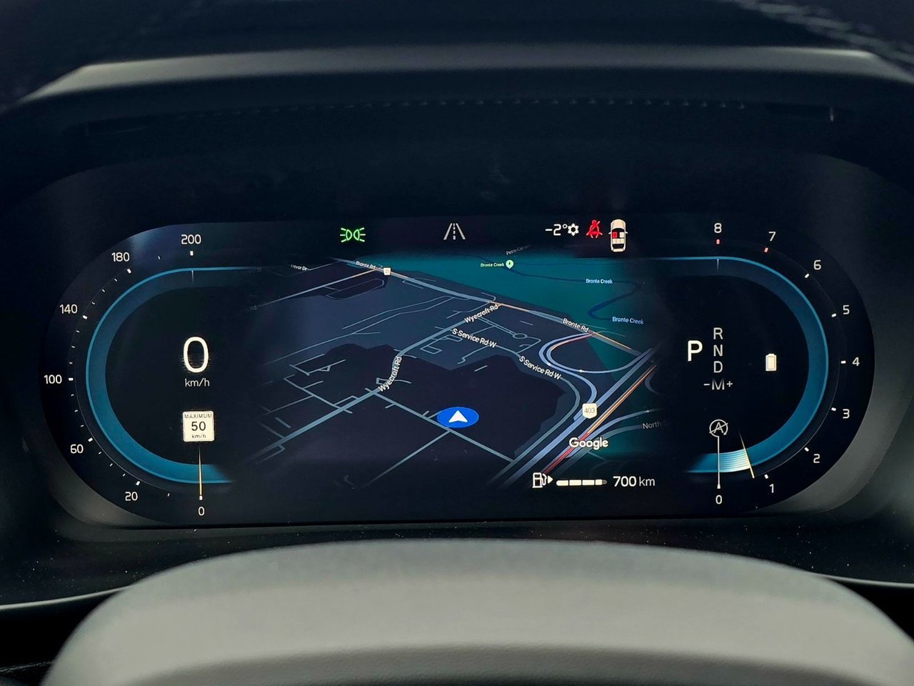 2025 Volvo XC40 PLUS BRIGHT THEME-25