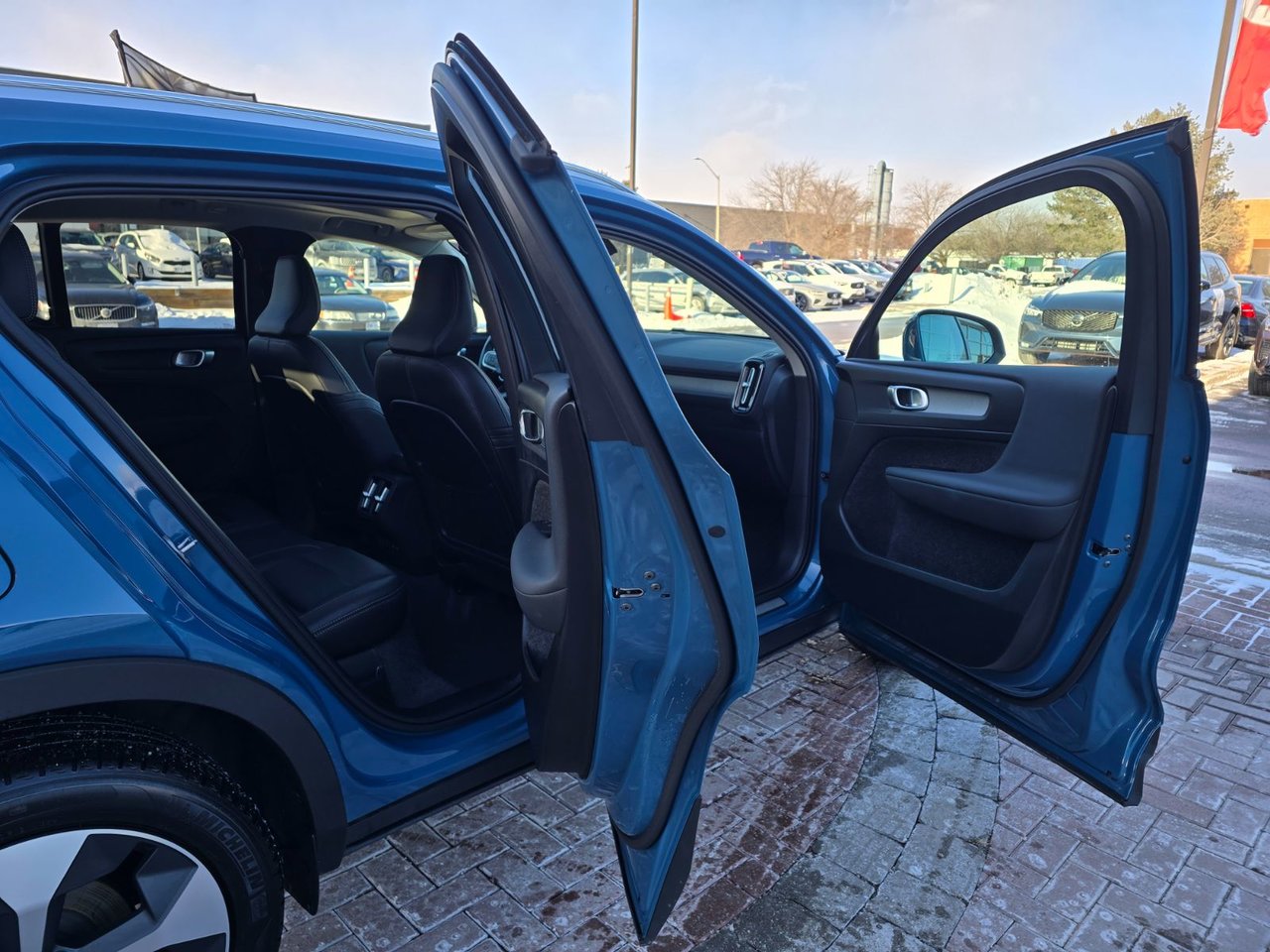 2025 Volvo XC40 PLUS BRIGHT THEME-10