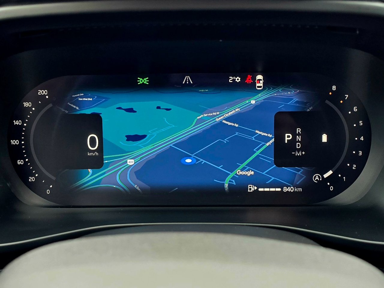 2025 Volvo XC40 PLUS DARK THEME-26