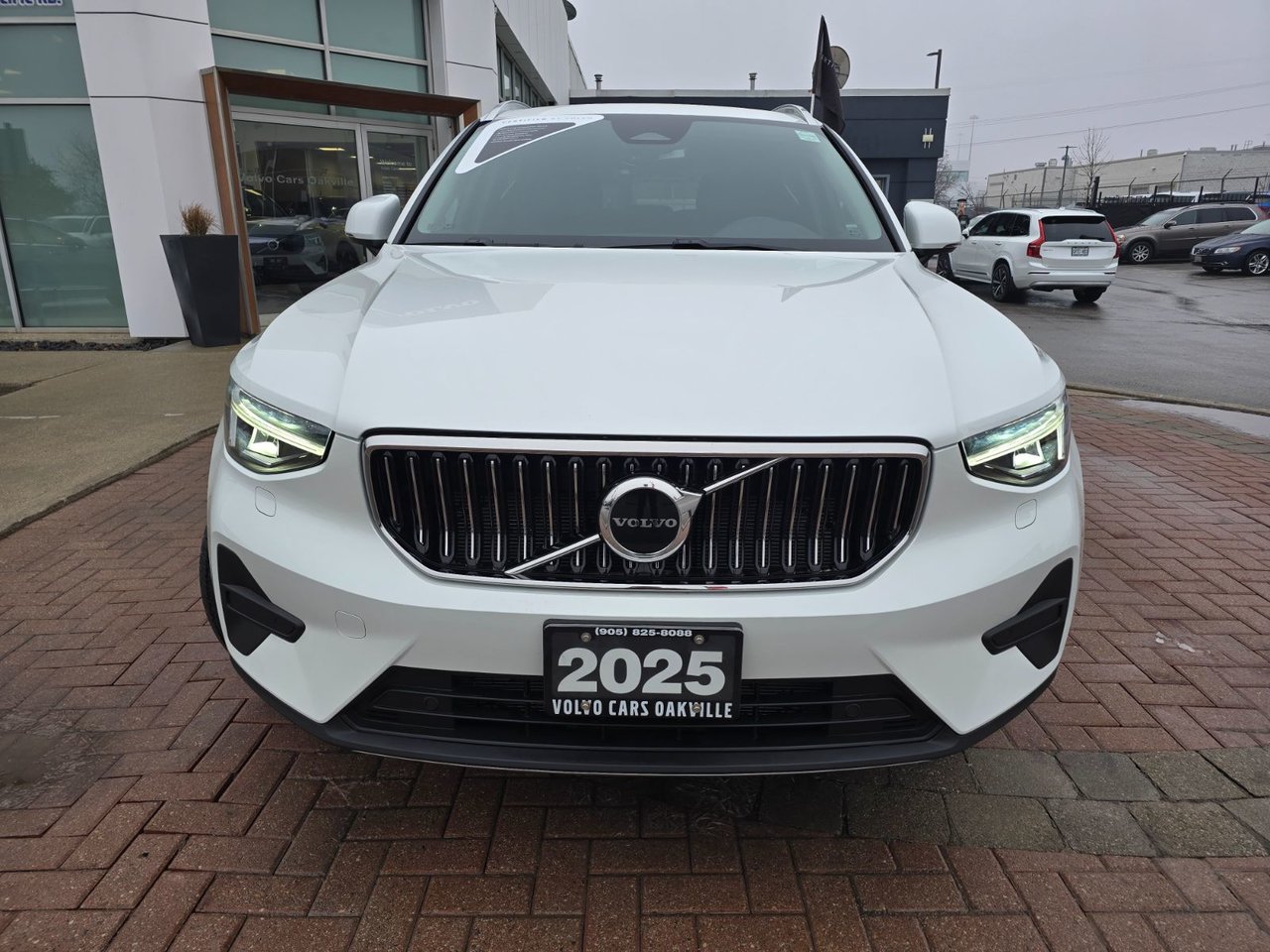 2025 Volvo XC40 CORE BRIGHT THEME-3