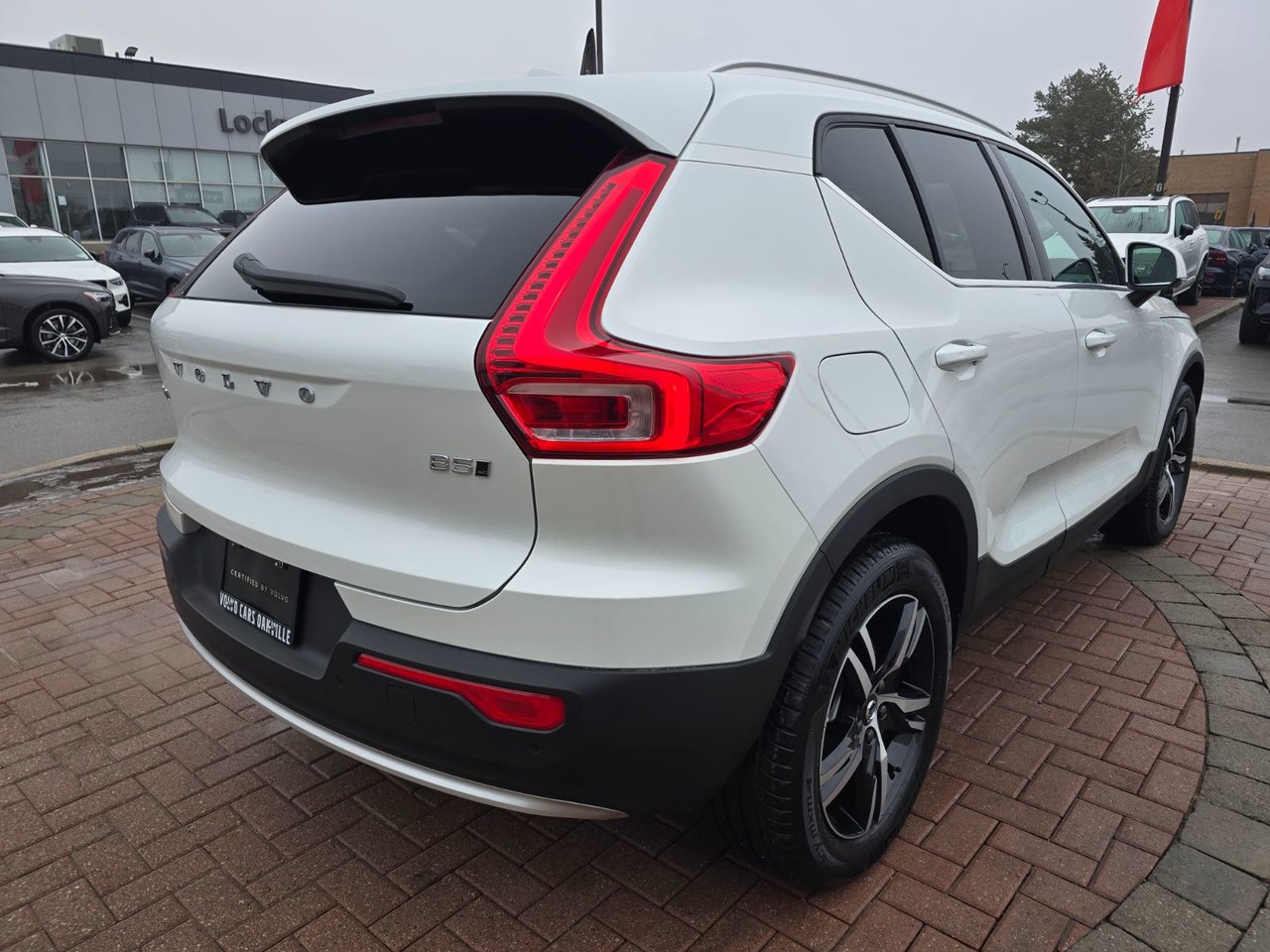 2025 Volvo XC40 CORE BRIGHT THEME-14